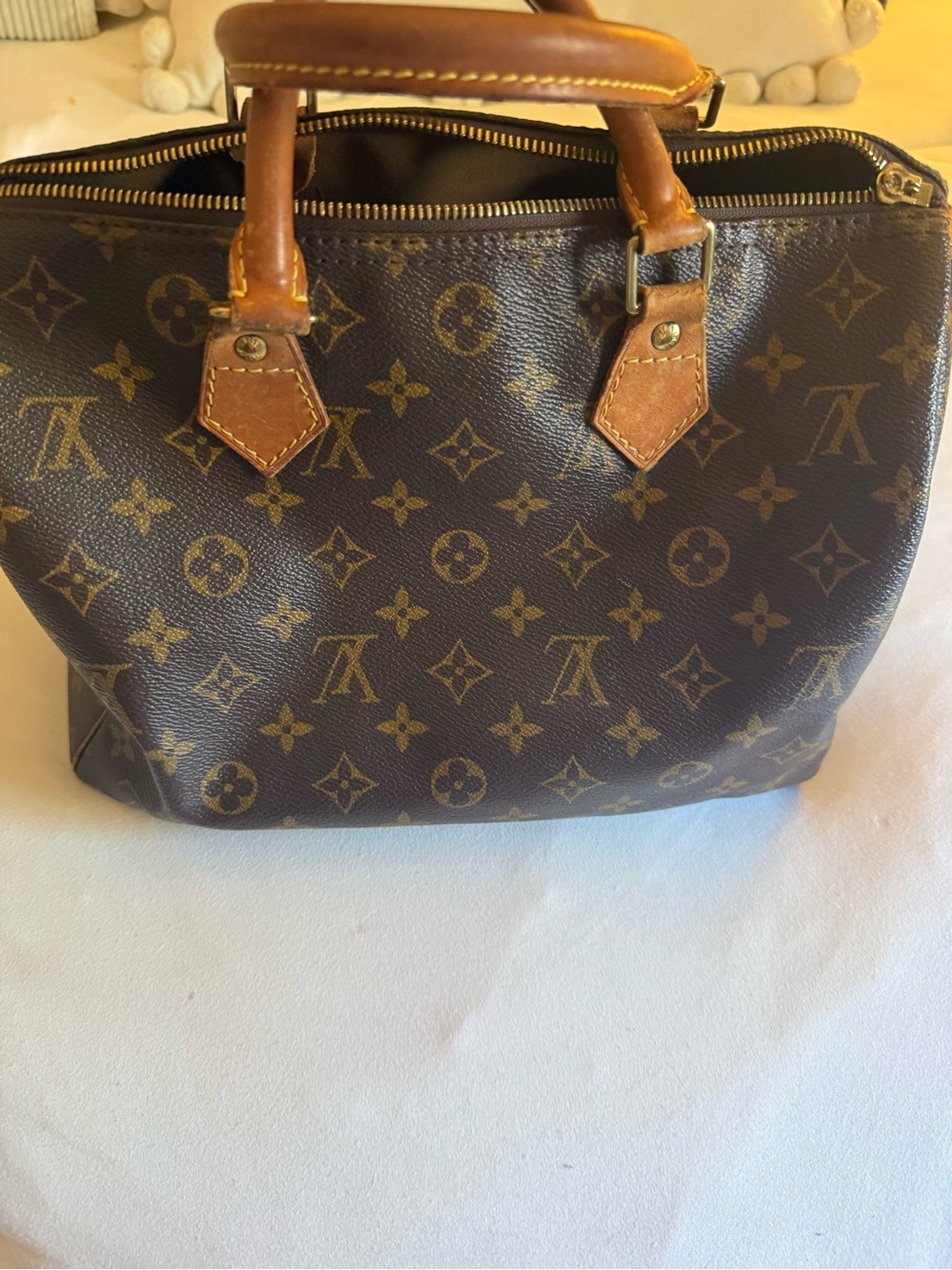 Louis Vuitton Monogram Speedy 30 - Picture 2 of 8